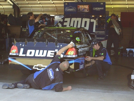 No. 48 Lowe's Chevrolet crew