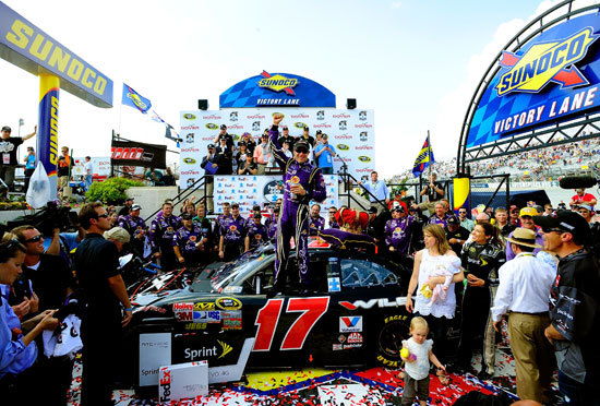 Matt Kenseth and the No. 17 Roush Fenway Racing team as well as daughter Kaylin Nicola and wife Katie (foreground) in Sunoco Victory Lane on Sunday at Dover International Speedway in Dover, Del. (Credit: Jason Smith/Getty Images for NASCAR)