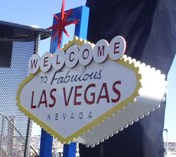 The Little Las Vegas Sign (Photo Credit: The Fast and the Fabulous/Valli Hilaire)