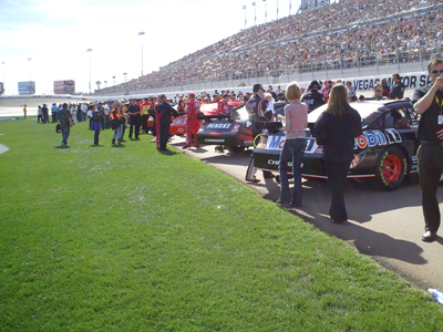 Cars and drivers line up before the start of the Shelby 527 at Las Vegas Motor Speedway on Sunday, March 1, 2009 (photo credit: The Fast and the Fabulous)