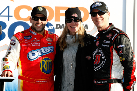 (Left to right) Tony Stewart stands in Daytona International Speedway's Victory Lane with car owners DeLana Harvick and Kevin Harvick. Kevin also finished third in the DRIVE4COPD 300 on Saturday. (Credit: Jonathan Ferrey/Getty Images for NASCAR)