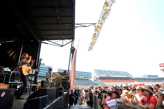 Dierks Bentley kicked the NASCAR Sprint All-Star Race day off with a free concert for fans at Charlotte Motor Speedway. (Credit: Streeter Lecka/Getty Images)